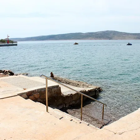 Penzion Triple Starigrad 6594c Starigrad Paklenica