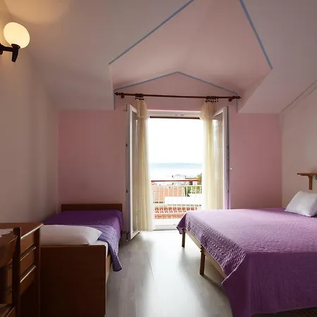 Triple Starigrad 6594c 3* Starigrad Paklenica